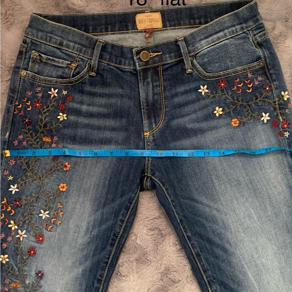 Driftwood Kelly Embroidered Jeans•Medium Wash Denim•Sz. 28•EUC - Picture 12 of 15